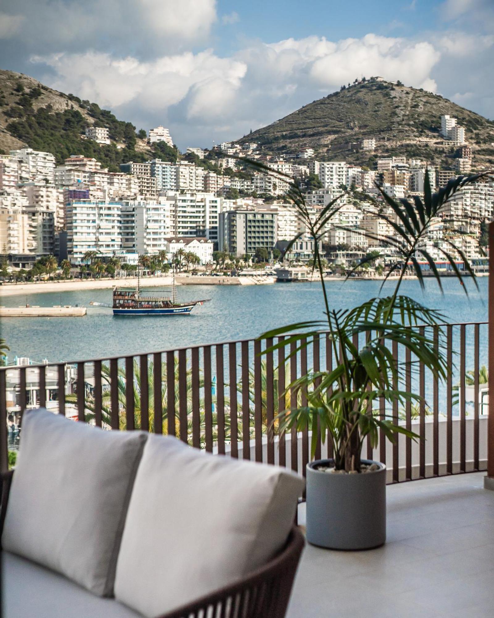 Hotel Vale Саранда Екстер'єр фото