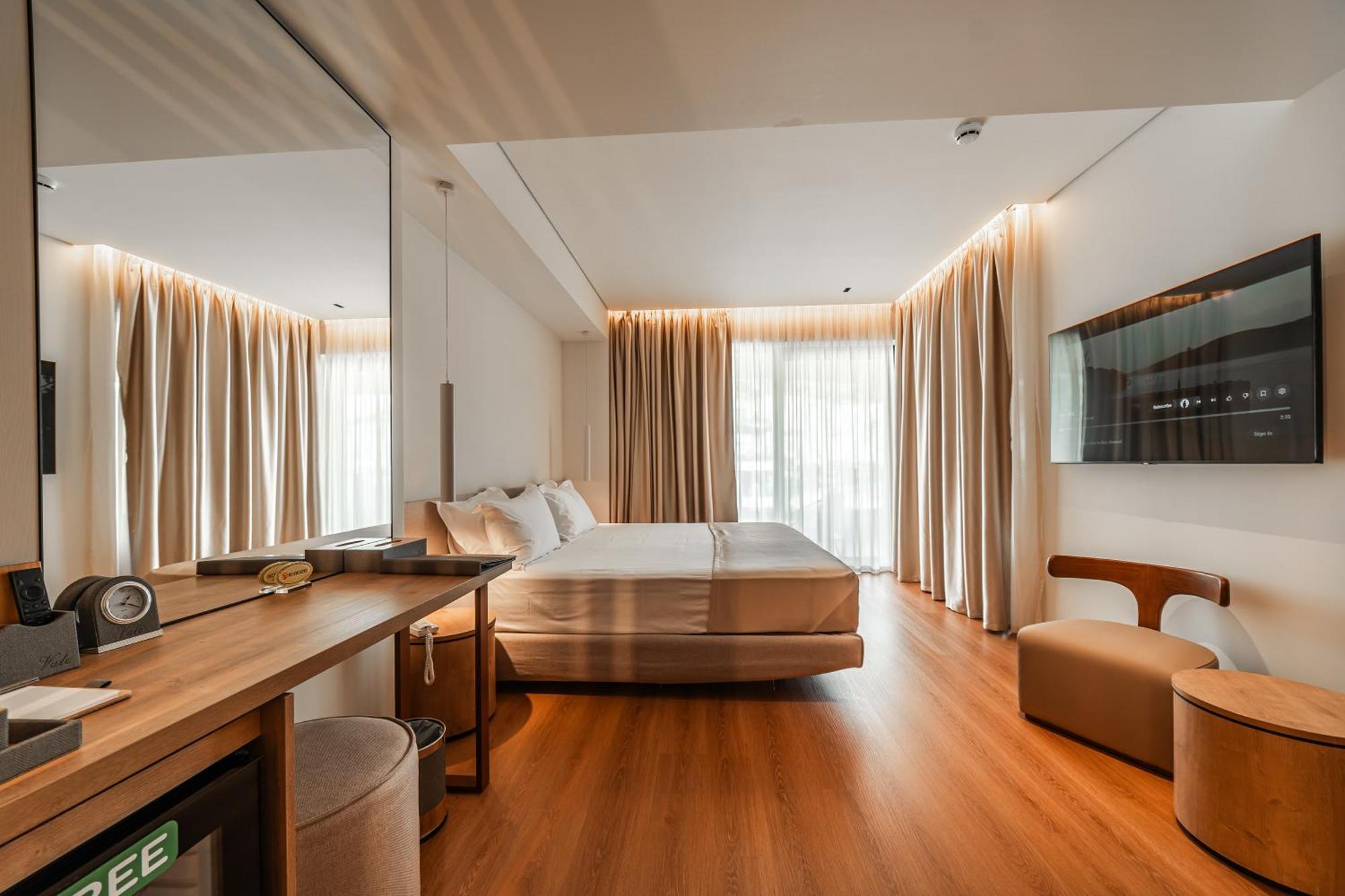 Hotel Vale Саранда Екстер'єр фото